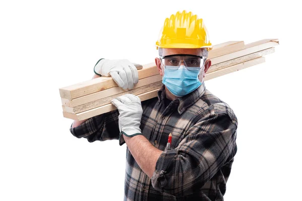 Trabajador Carpintero Aislado Sobre Fondo Blanco Usa Casco Gafas Guantes — Foto de Stock