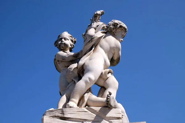 Fontana Dei Putti Sur Piazza Dei Miracoli Avec Des Anges — Photo