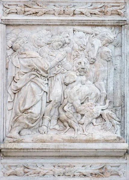 Nuh Gemiden Çıkar Talya Bologna Daki Aziz Petronius Bazilikası Nın — Stok fotoğraf