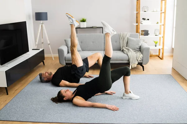 Online Home Fitness Workout Exercise Living Room — Stock Photo, Image