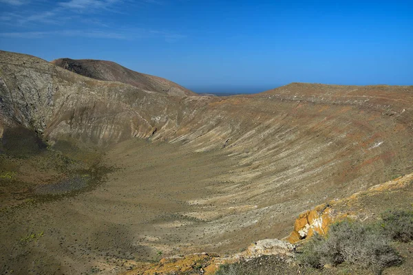 Caldera Blanca White Crater Lanzarote Canary Islands スペインの最も広い火山噴火口 — ストック写真