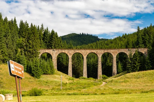 Vista Ponte Ferroviária Nas Montanhas — Fotografia de Stock