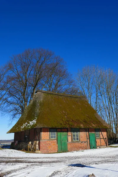 Casa Legno Nel Villaggio — Foto Stock