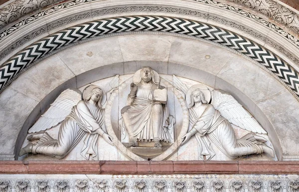 Portale Centrale Della Cattedrale San Martino Lucca Lunette Raffigura Redentore — Foto Stock