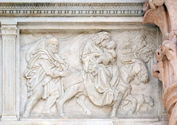 Flight Egypt Relief Saint Petronius Basilica Bologna Italy — 스톡 사진