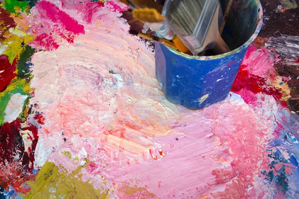 各种颜色的油漆 多种颜色的抽象油漆污迹背景 明亮的油漆复制空间现代设计空间的文字 — 图库照片