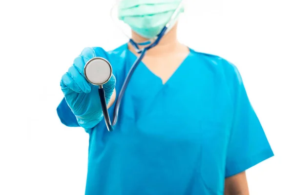 Enfermera Pone Guantes Goma Usa Mascarilla Médica Doctora Uniforme Azul — Foto de Stock