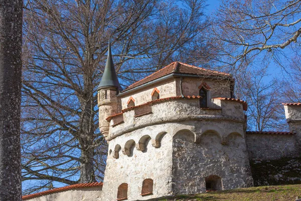 Försvarsmur Torn Lichtenstein Slott Vid Den Schwabiska Alb Tyskland — Stockfoto