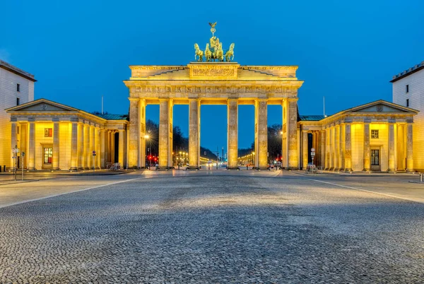 Puerta Brandeburgo Por Noche Berlín Alemania —  Fotos de Stock