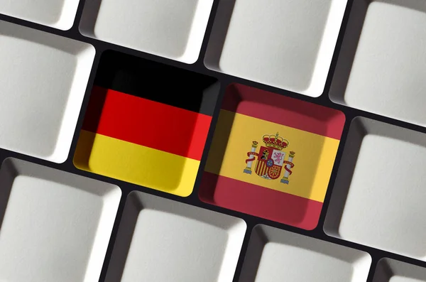 Tastatur Mit Deutscher Und Spanischer Spanien Flagge Konzept Online Sprachschule — Stockfoto