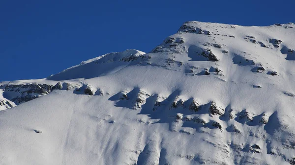 Capas Roca Cubiertas Nieve Monte Mittaghorn —  Fotos de Stock