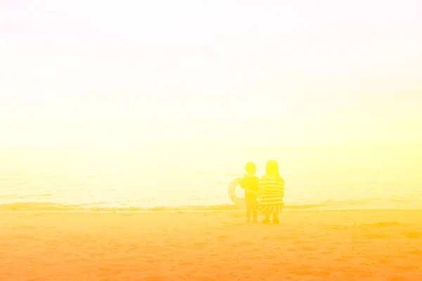 Mère Fils Par Sur Mer Effet Couleur — Photo