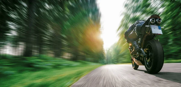 Motorrad Unterwegs Spaß Beim Fahren Auf Der Leeren Straße Auf — Stockfoto