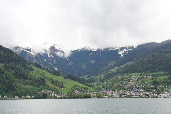 Zell See和Kitzsteinhorn附近的群山 — 图库照片