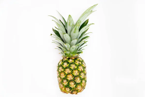 Ananas Izolované Bílém Pozadí — Stock fotografie