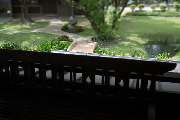 Schönes Haus Thailändischen Vintage Stil Und Tropischer Garten Archivbild — Stockfoto