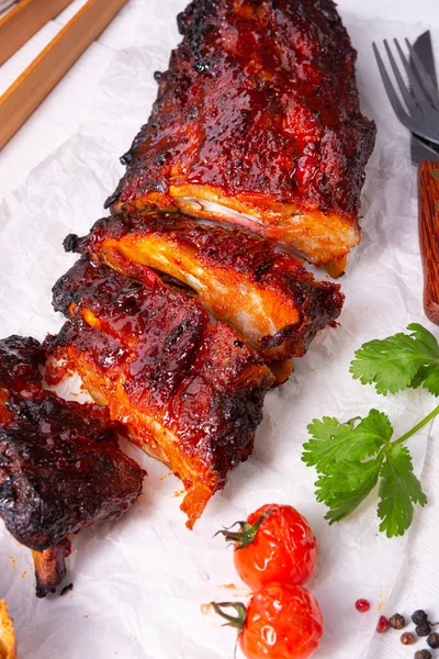 Costelas Sobressalentes Para Churrasco Uma Grelha Carvão — Fotografia de Stock