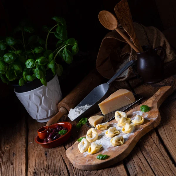 Delicioso Tortellini Formaggio Con Relleno Queso Pimienta —  Fotos de Stock