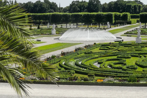 Alemania Hannover Fuente Bell Parque Herrenhausen — Foto de Stock