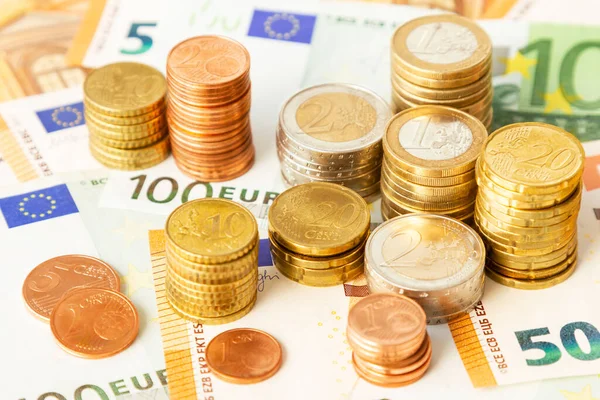 Stapel Euromunten Eurobankbiljetten Voor Achtergronden Duitsland — Stockfoto