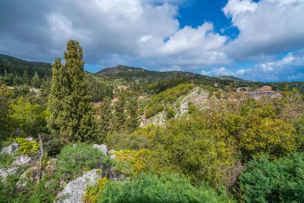 希腊桑特岛或扎金索斯岛阿索斯地区绿色乡村景观 — 图库照片