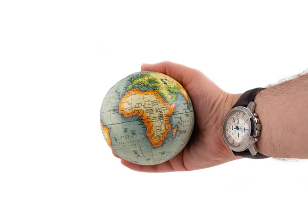 Globo Terra Uma Mão Humana Relógio Mostra Tempo Com Fundo — Fotografia de Stock