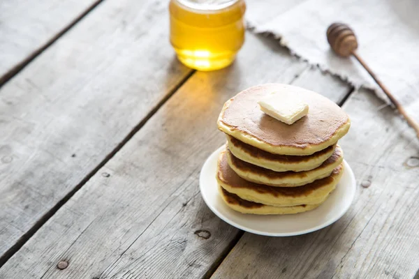 Sweet Homemade Stack Pancakes Butter Honey Breakfast — Stock Photo, Image