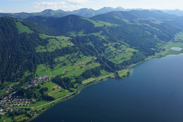 Vue Aérienne Lac Dans Les Montagnes — Photo