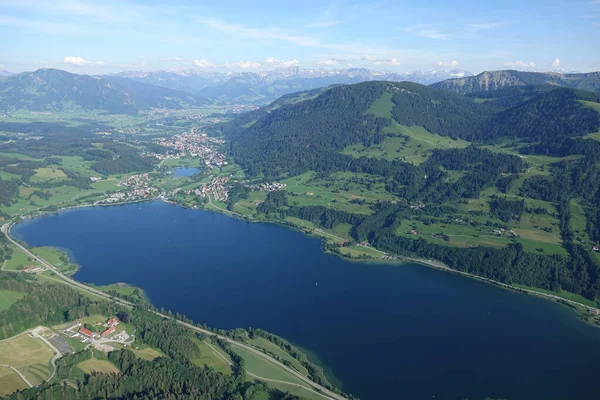 Letecký Pohled Hory Jezero Alpách — Stock fotografie