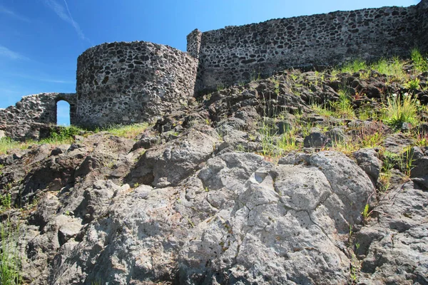 Srail Kuzeyindeki Akdeniz Şehrinin Antik Kalesinin Kalıntıları — Stok fotoğraf