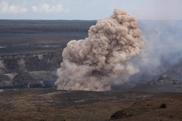 Gran Humo Blanco Del Volcán Muerto Desierto — Foto de Stock