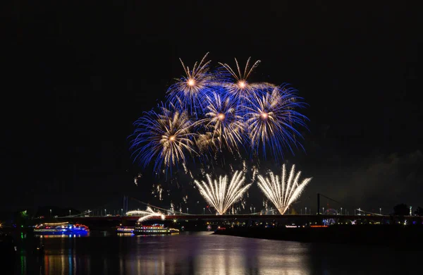 Ohňostroj Nad Městem Haborfestivale Duisburg Německo — Stock fotografie