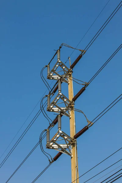 Torre Alta Tensione Pilone Elettrico — Foto Stock