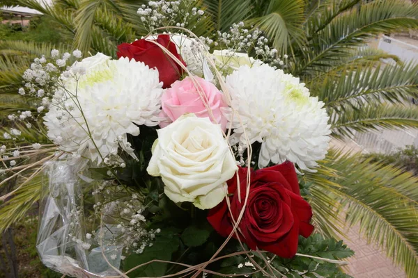 Lindo Buquê Casamento Com Flores — Fotografia de Stock