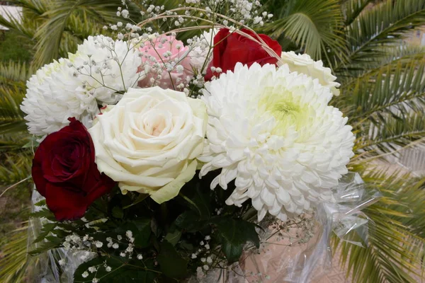 Lindo Buquê Casamento Com Flores — Fotografia de Stock