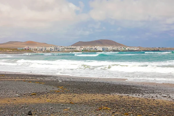 Lanzarote Spain April 2018 Caleta Famara 배경에 카나리아 란사로테 — 스톡 사진