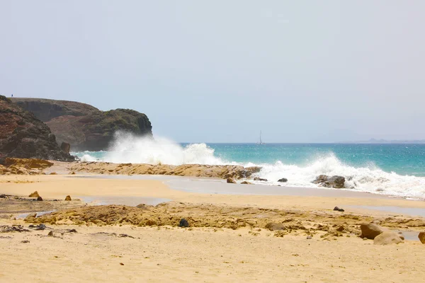 Playas Papagayo Stranden Met Zandduinen Ruwe Oceaan Costa Del Rubicon — Stockfoto