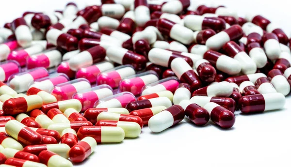 Montón Coloridas Píldoras Cápsula Antibiótica Resistencia Los Antibióticos Industria Farmacéutica —  Fotos de Stock