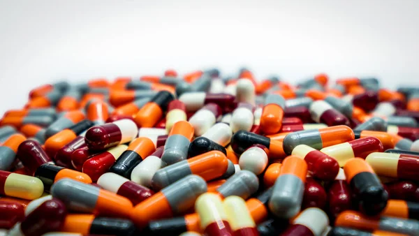 Montón Píldoras Cápsulas Antibióticas Industria Farmacéutica Producción Drogas Fondo Farmacia —  Fotos de Stock
