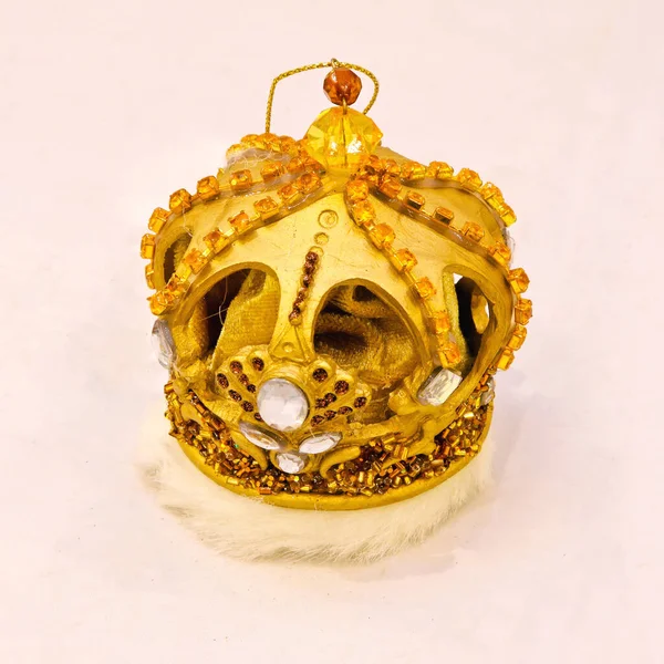 Adorno Decorativo Corona Oro Para Decoración Navidad —  Fotos de Stock