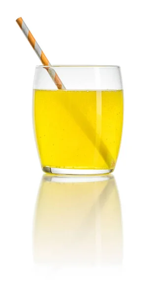 Ein Orangefarbenes Softgetränk Mit Einem Strohhalm — Stockfoto