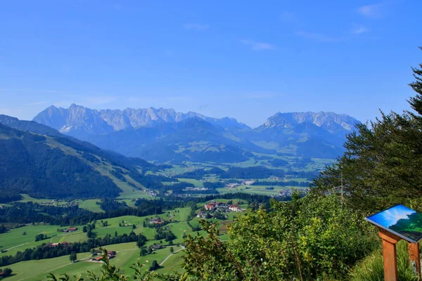 Vista Del Kaisergebirge Los Alpes Orientales Del Tirol —  Fotos de Stock