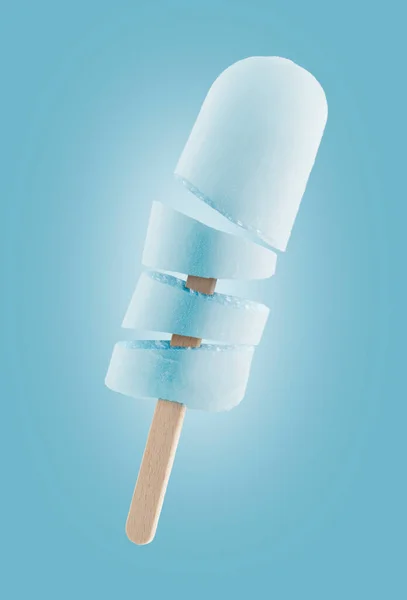 Broken Ice Lolly Träpinne Blå Bakgrund — Stockfoto