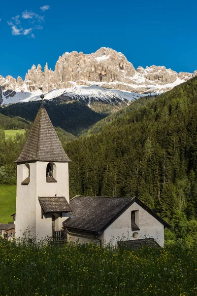 Schilderachtig Uitzicht Prachtige Kapel Gebouw — Stockfoto