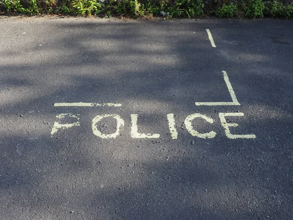 Polisen Reserverad Parkeringsplats Gatuskylt Asfalt — Stockfoto