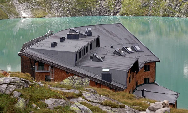 Holzhaus Den Bergen — Stockfoto