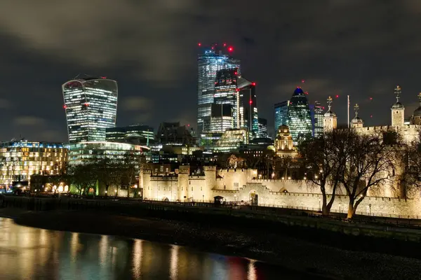 Skyline Van Het Financiële District Tower London Nachts — Stockfoto