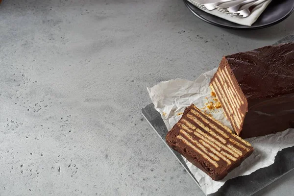 Концепция Рецепта Шоколадного Торта Kalter Hund Слоями Печенья Внутри Один — стоковое фото