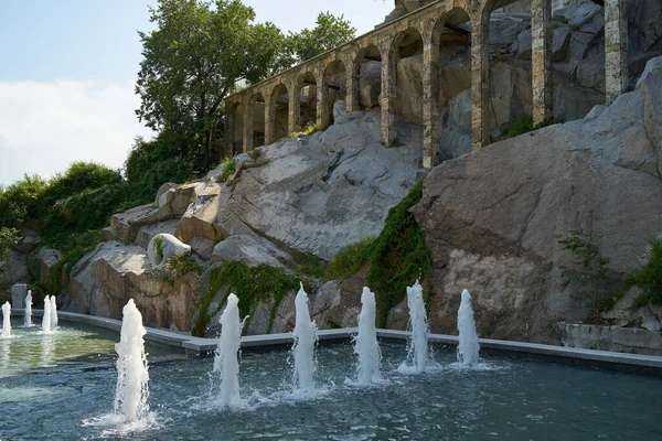 Akvedukt Och Fontän Sluttningen Bunarjik Hill Plovdiv Bulgarien — Stockfoto