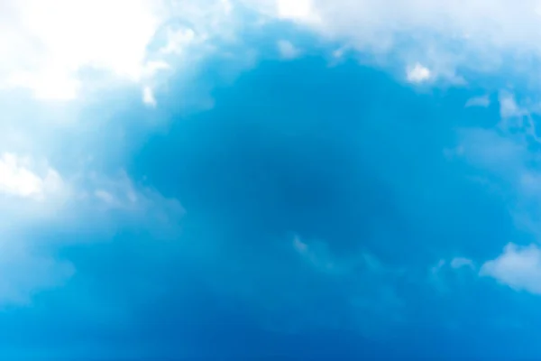 Cielo Blu Con Nuvole Sfondo — Foto Stock